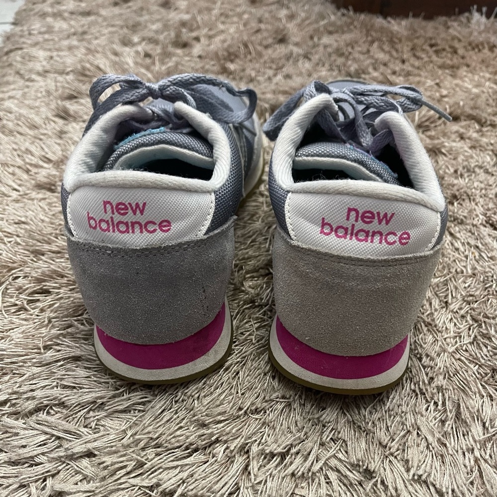 New Balance, Use Acceptable Condition - Picture 3 of 5